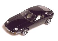 La BMW 630 CS reproduite en miniature par la marque Heller