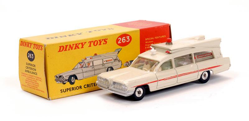 Dinky Toys N°263 - Pontiac Superior Criterion Ambulance 1962 - 1/43 - Angleterre - Boîte D'origine